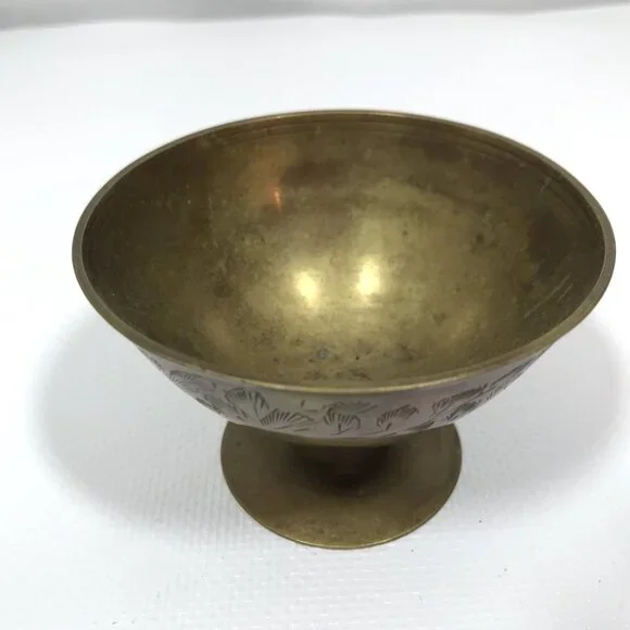 Vintage Hand Etched Solid Indian Brass Dish Bowl - Picture 2 of 5